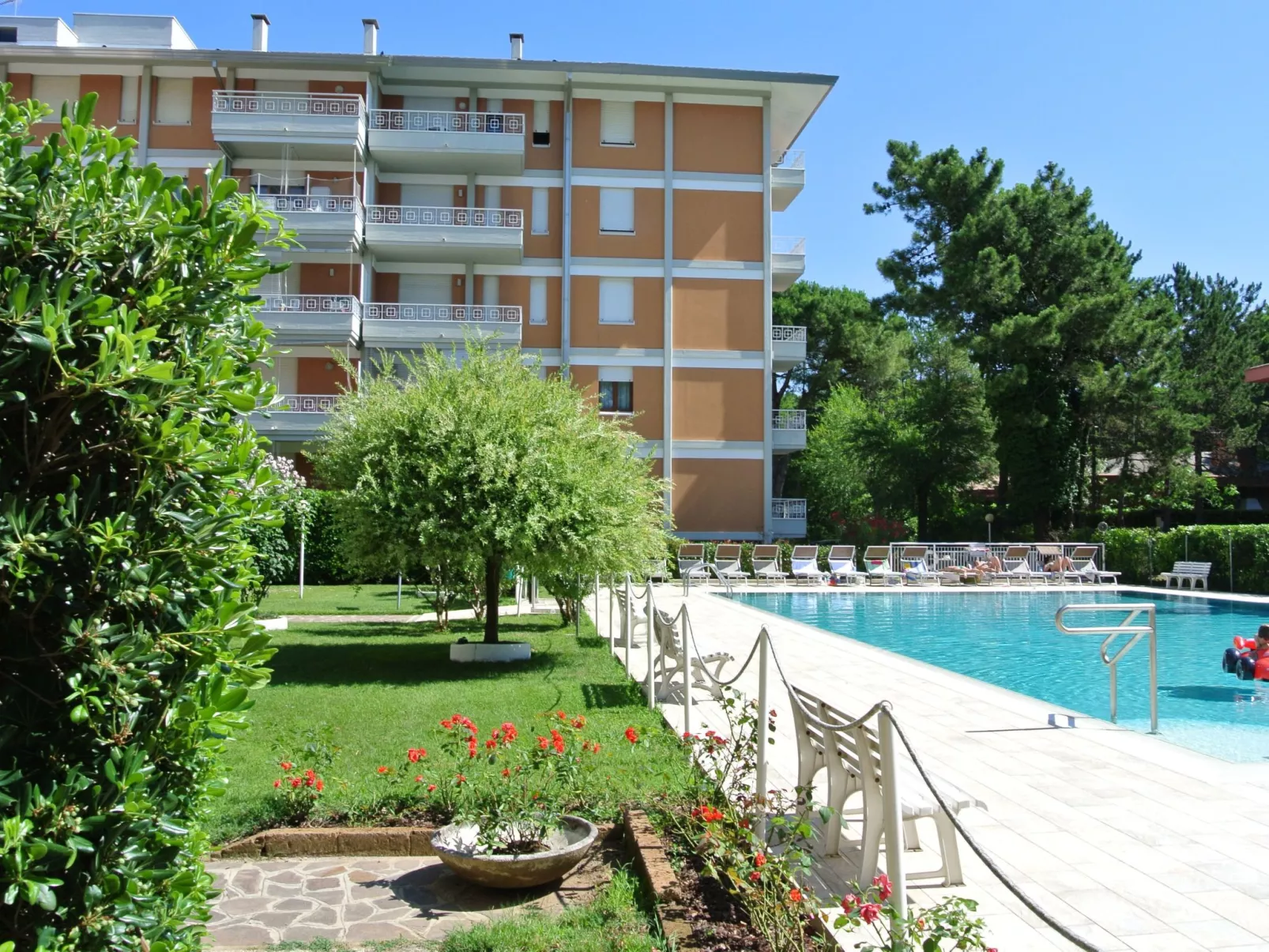 Residence Gardena - Ferienwohnung 11 mit Pool - Buiten
