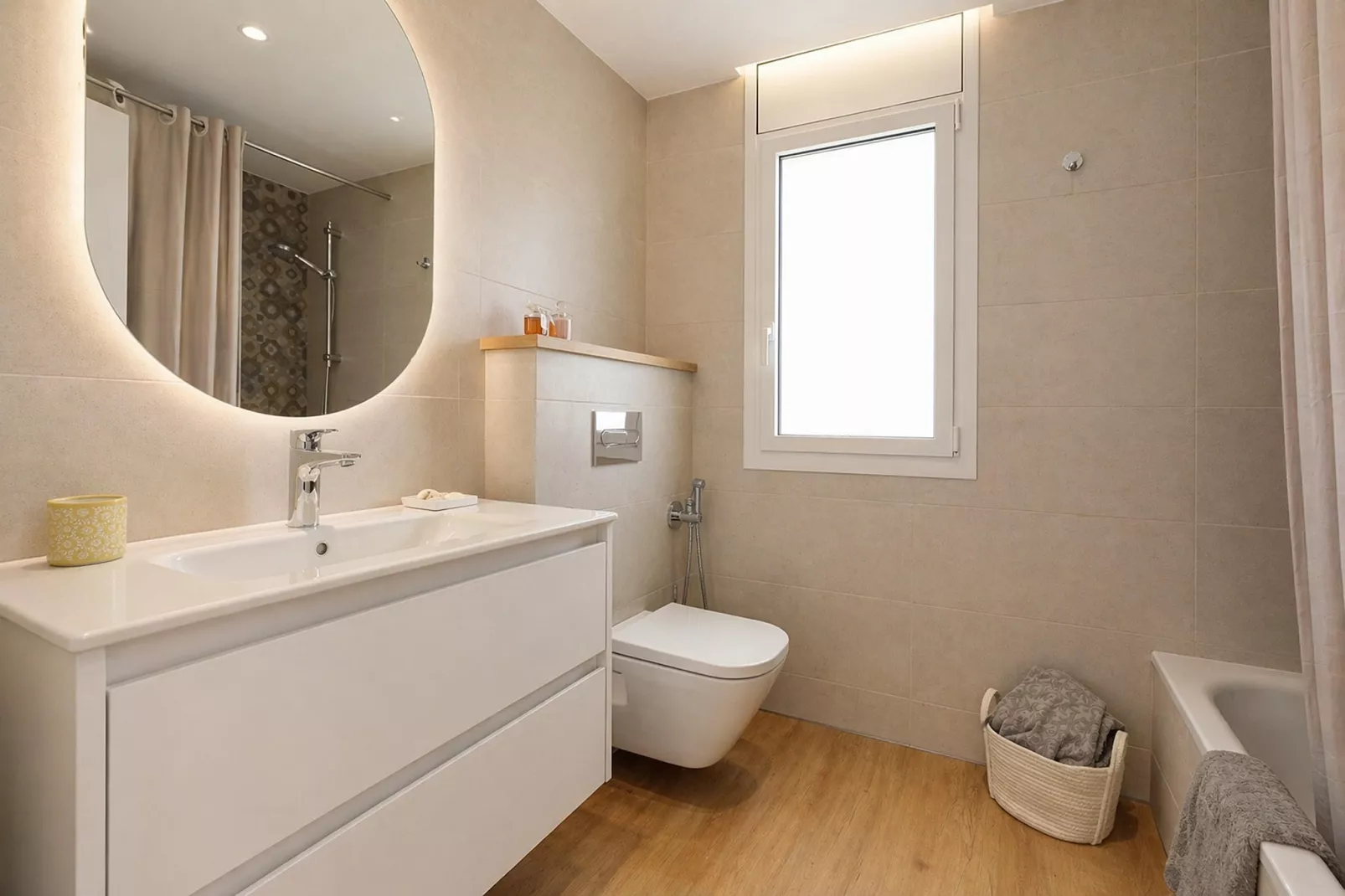 L’Escala Costa Brava Pool Duplex Apartment - Badkamer