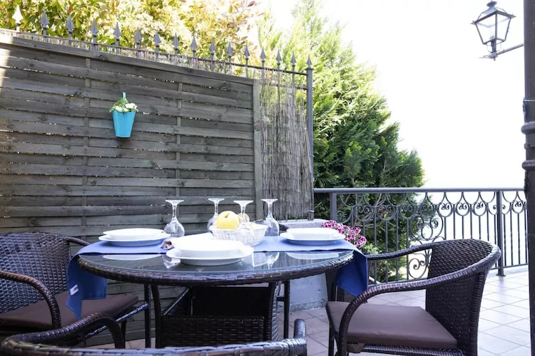Residence Casa & Vela SRL, Oggebbio-Bilo fino 5 - Eetkamer