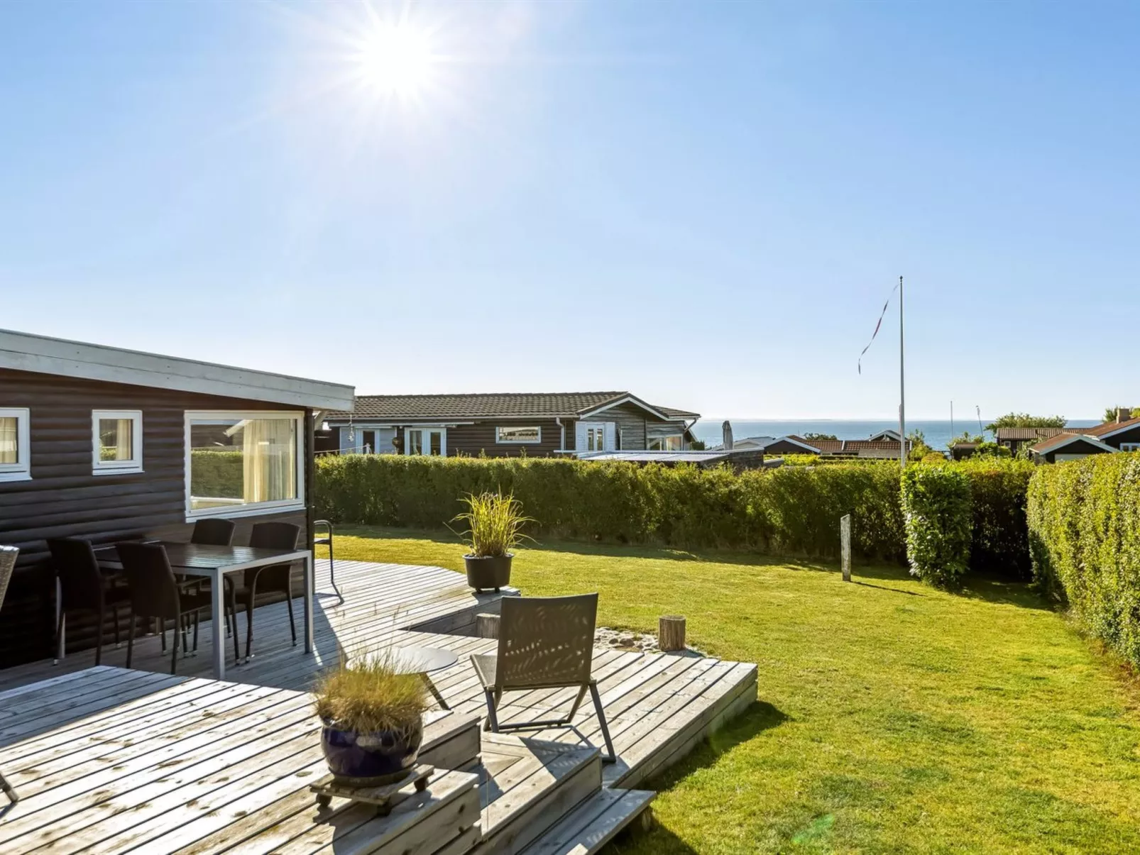 "Raymond" - 175m from the sea - Buiten