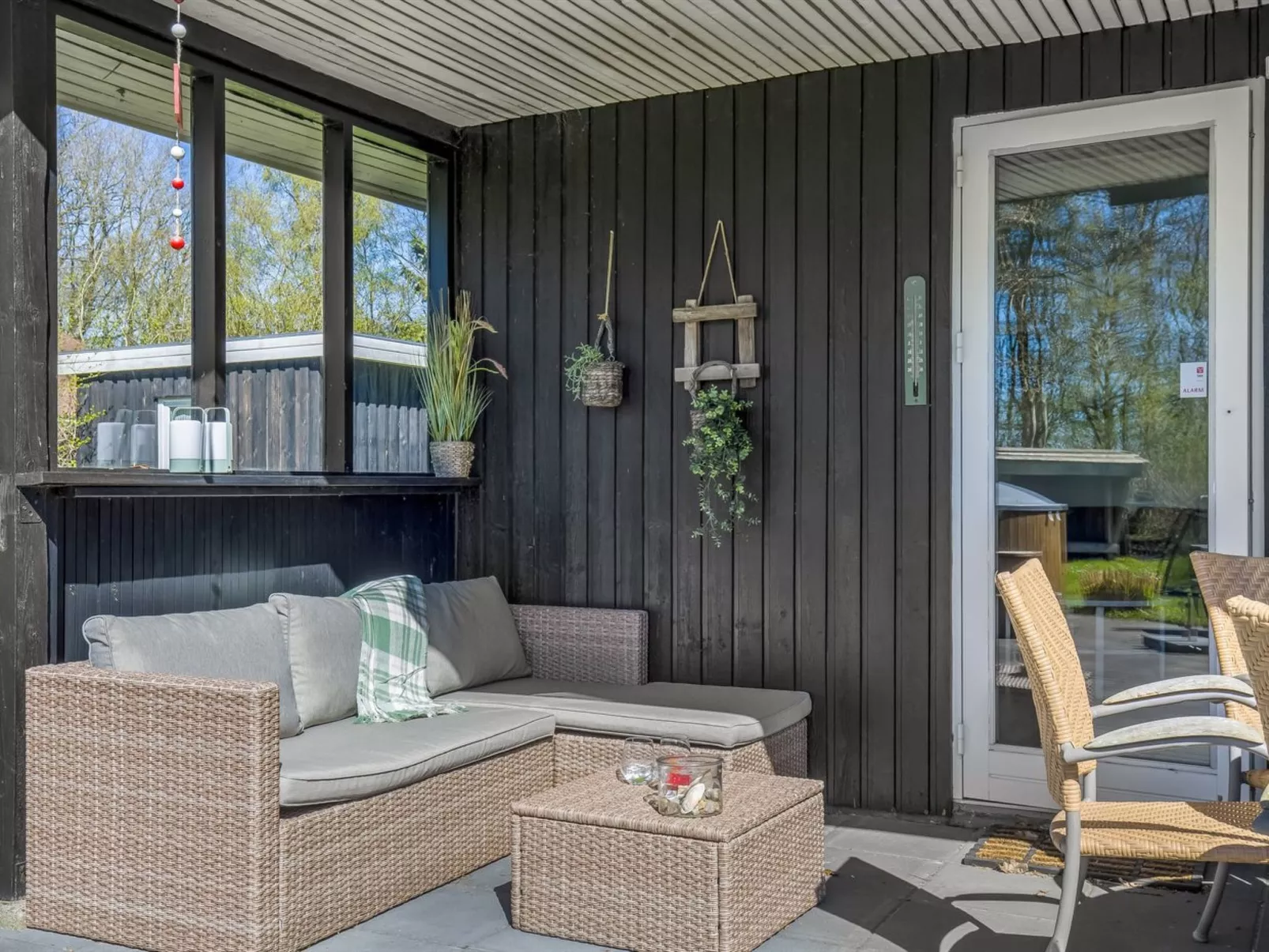 "Kennet" - 30km from the sea - Buiten