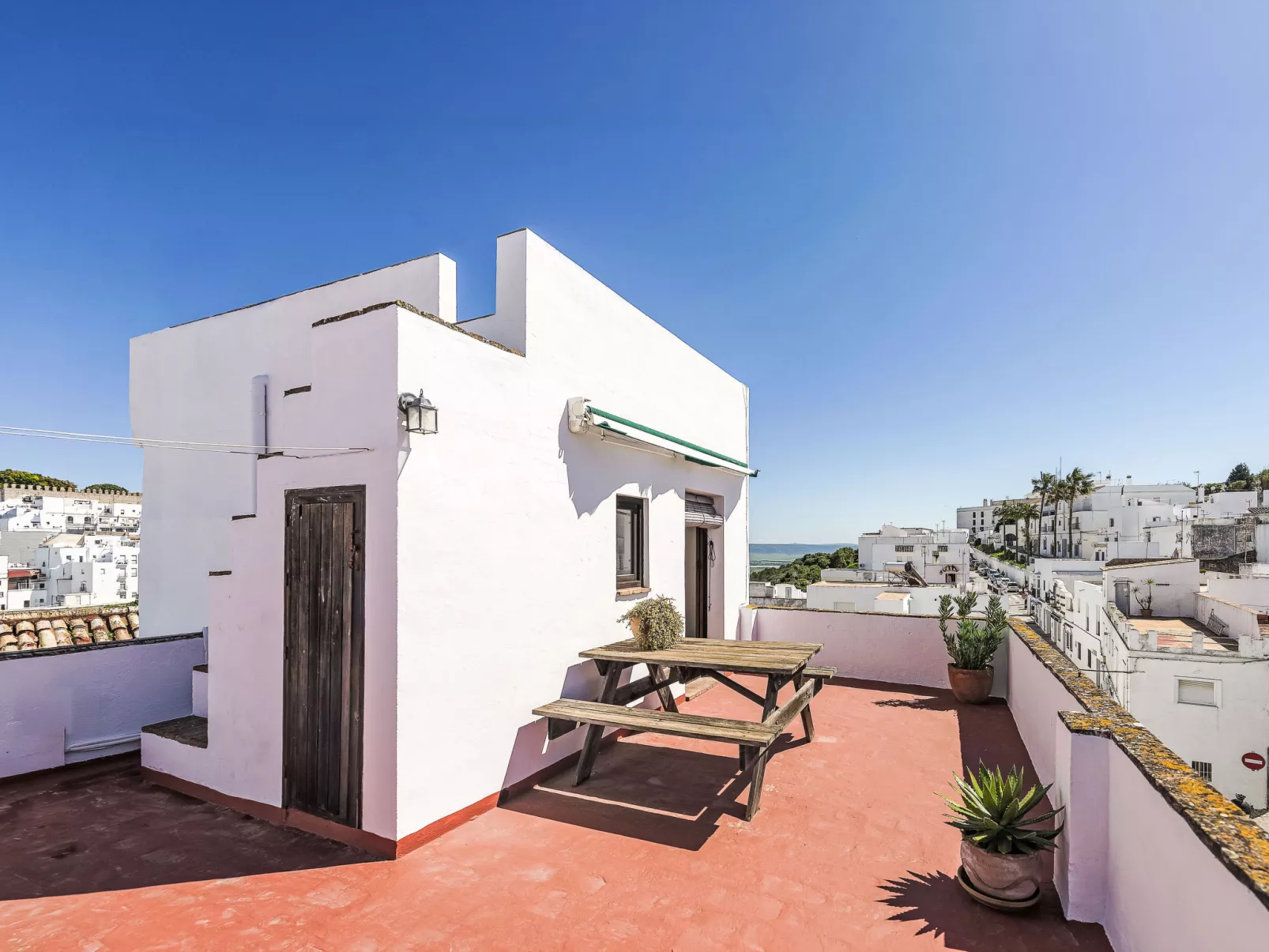 Wohnung mit großer Dachterrasse in Vejer - Buiten