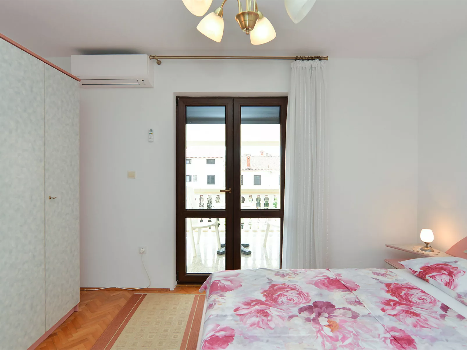 Apartment 43 - Binnen