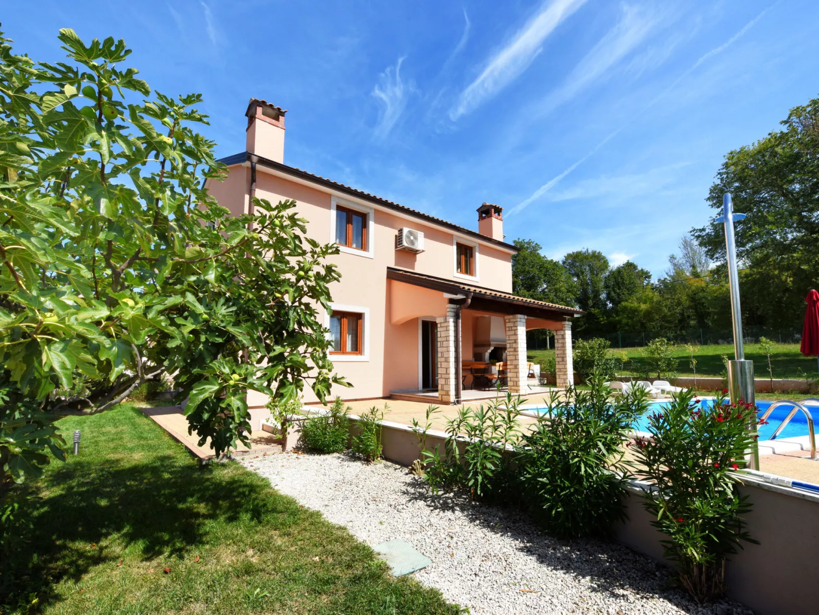 Villa 377 - Buiten
