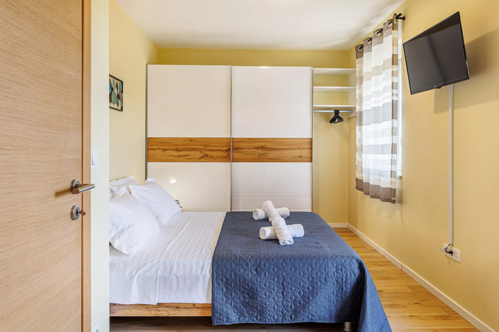 Holiday Home Fulia with pool - Slaapkamer