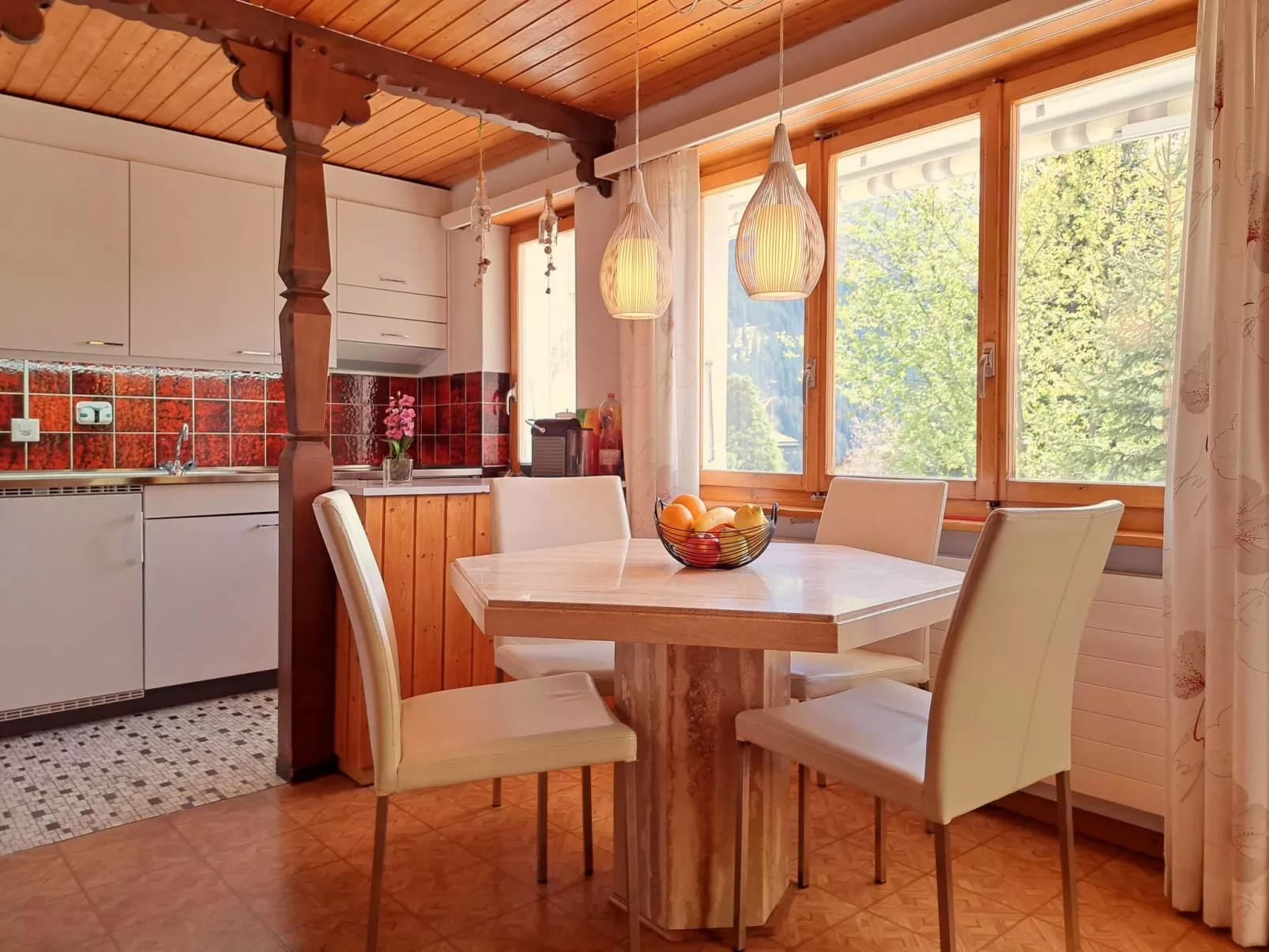 Chalet Dargun Bünter, (Camischolas/Sedrun), 221./222./224./.01+.02+.03 - Binnen