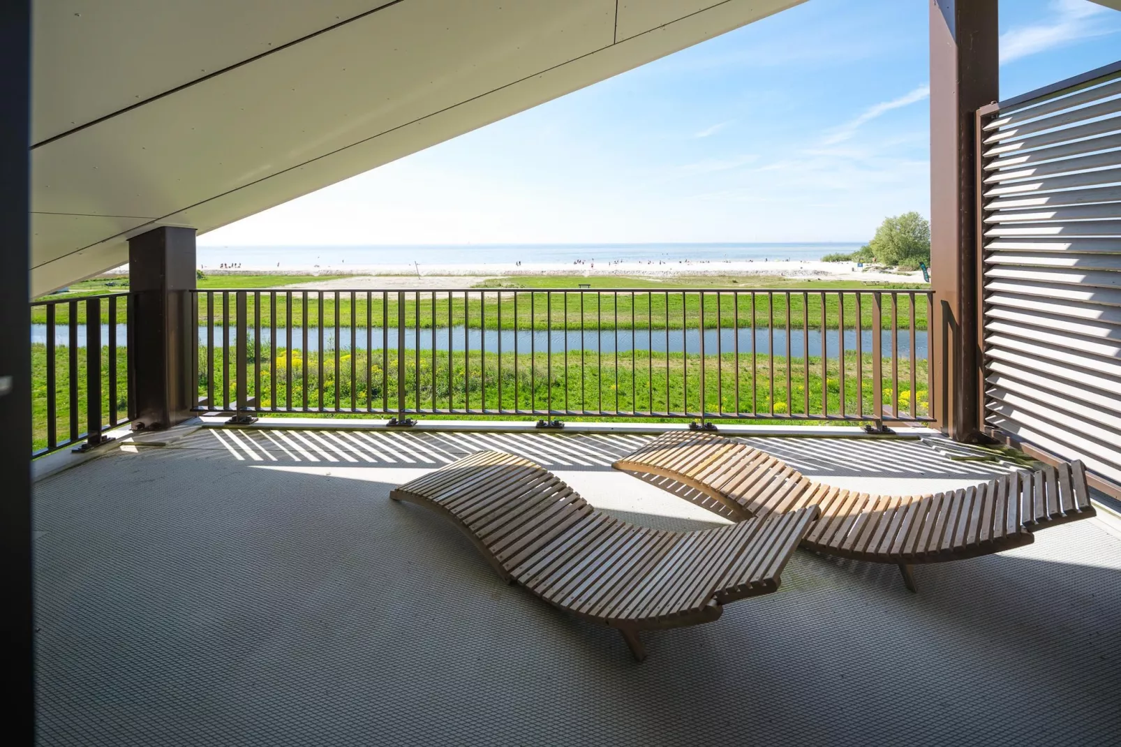 Luxury Beach Apartment | 6 Pers. - Terrasbalkon