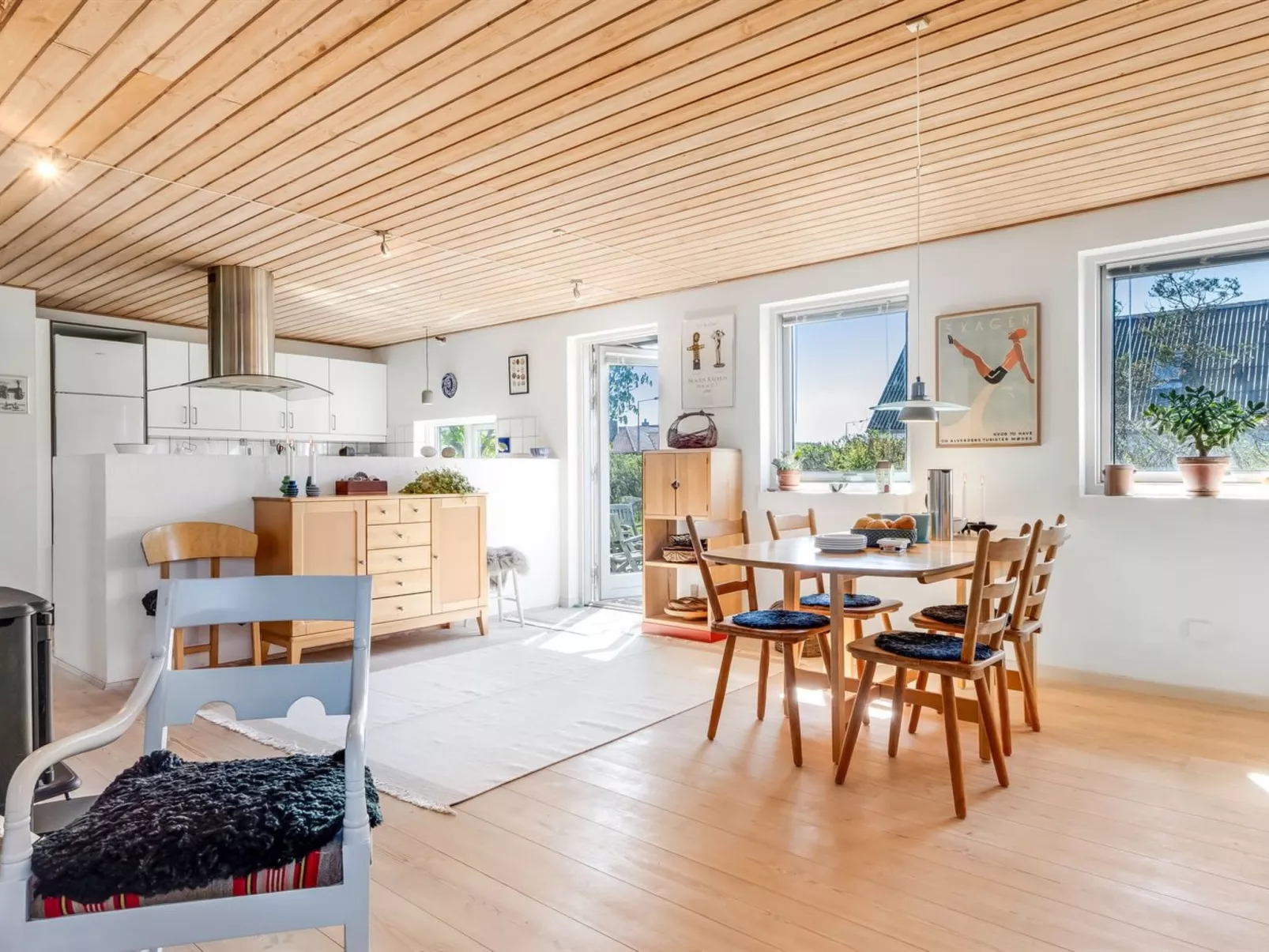 "Jaskirt" - 400m from the sea - Binnen