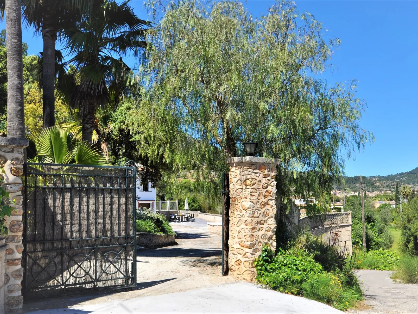 Villa con piscina privada, wifi, aire acondicionado y vistas a montaña ideal pa - Buiten