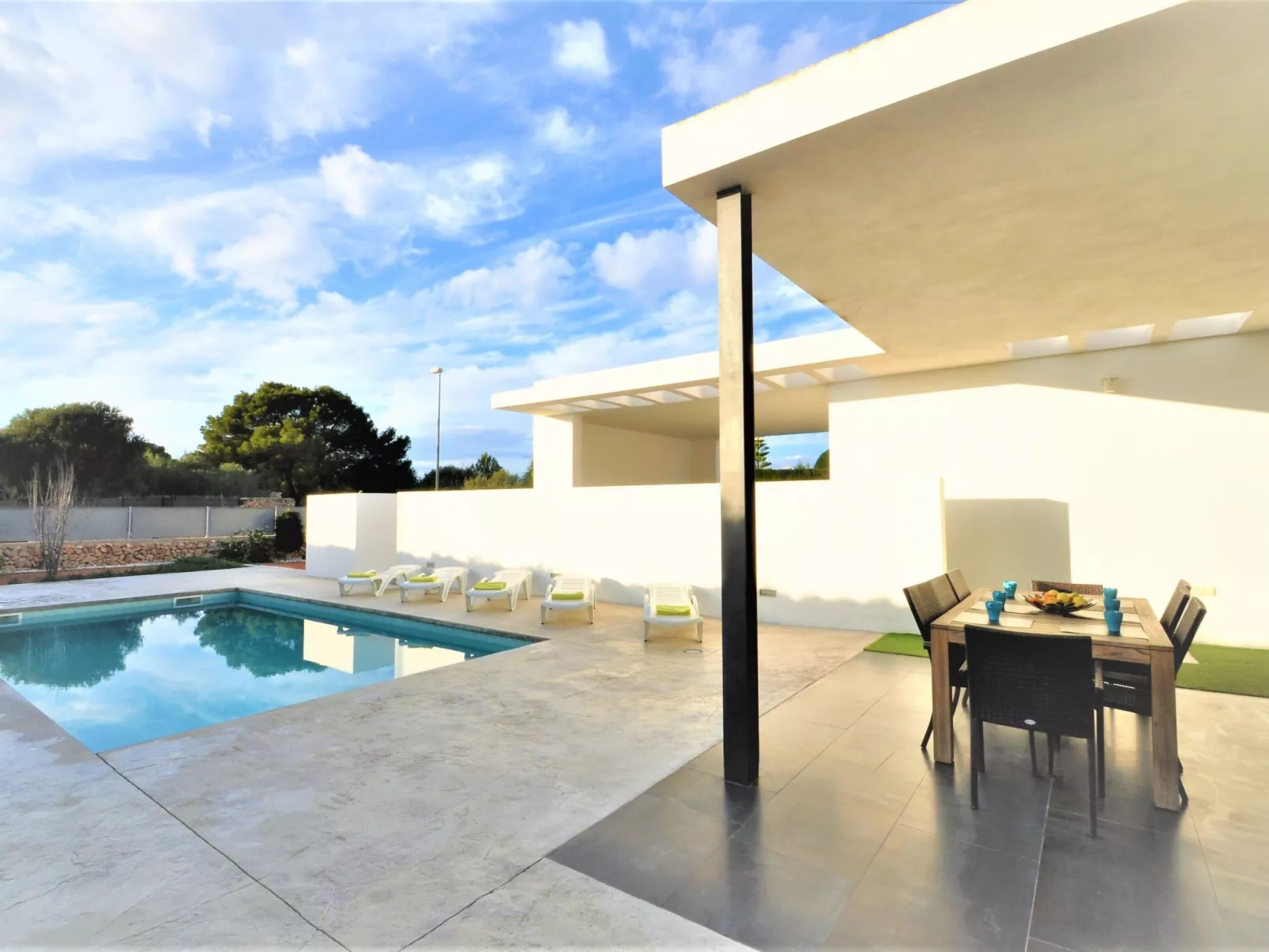 Moderna Villa cerca del golf y con piscina privada, ideal para familias - ofert - Buiten