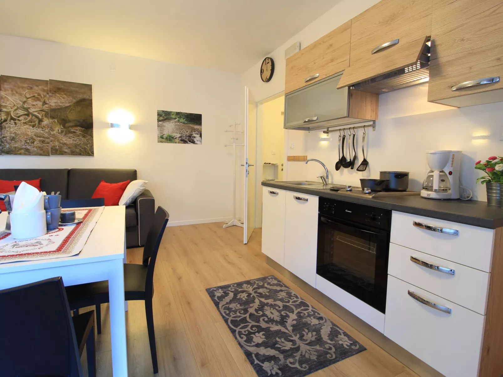 Haus Dorle.Ferienwohnung im Zentrum eines Skigebiets, wenige Geminuten von Skil - Binnen