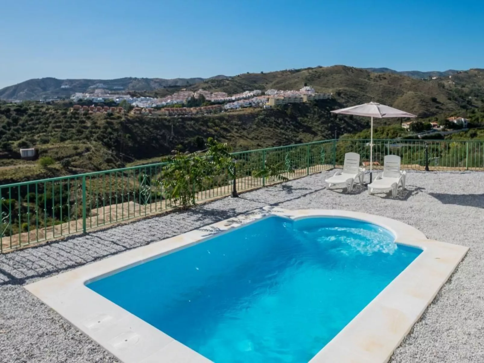 Casa Ronda mit privatem Pool in Chilches - Buiten