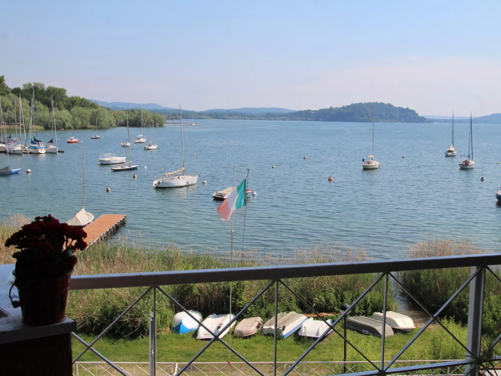 Casa sul lago di Lea-Buiten