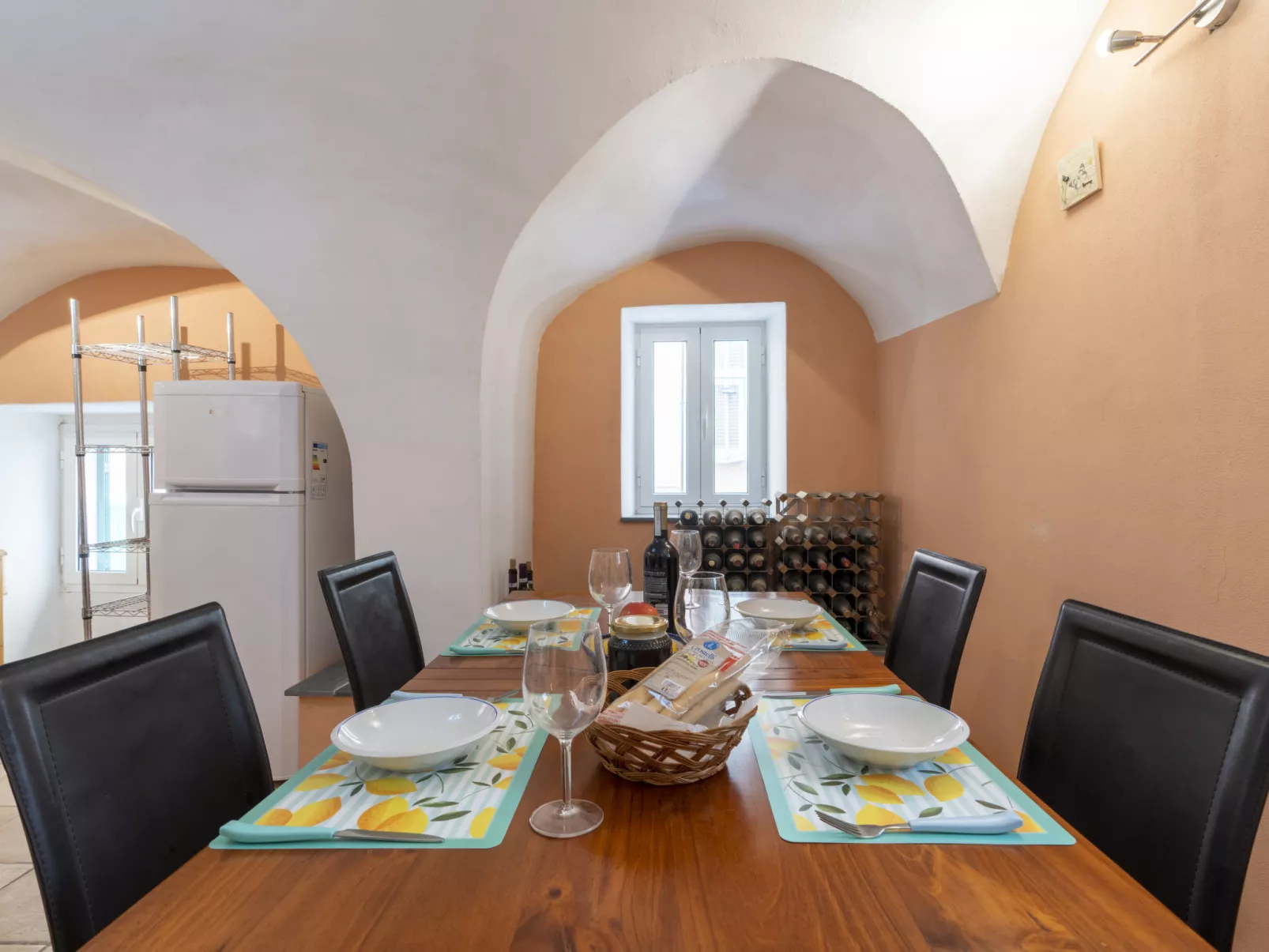 Casa Derna-Binnen