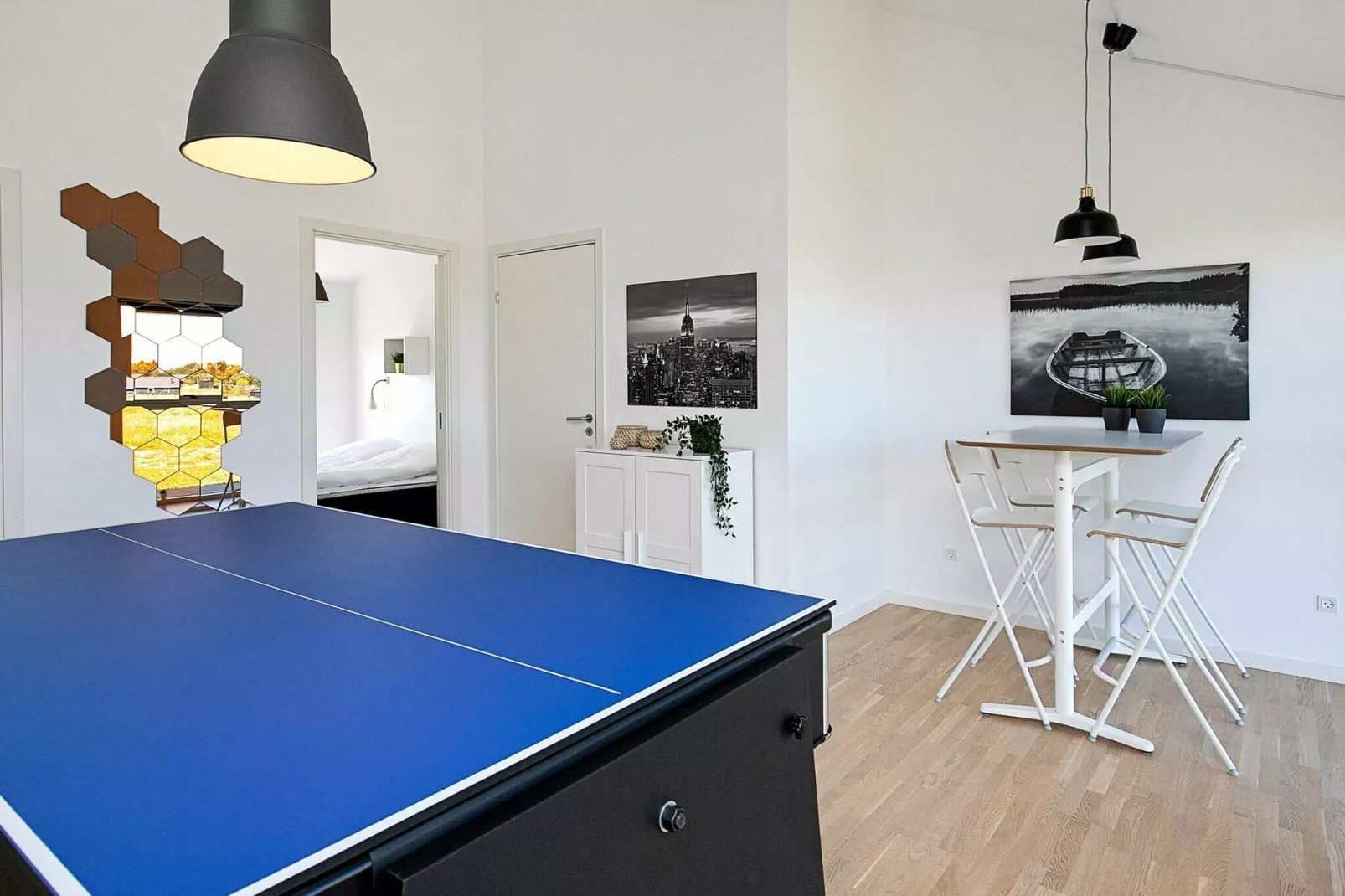 Moderne retraite met spa -- By Traum Ferienwohnungen-Binnen