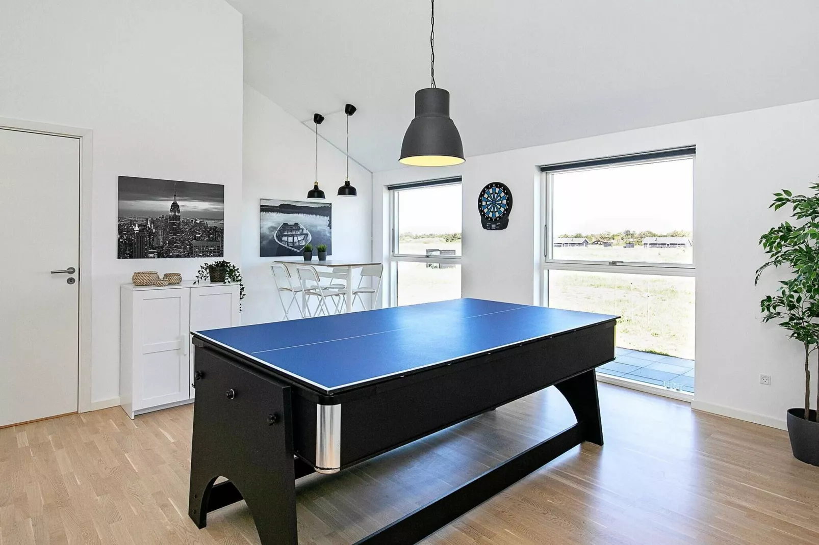 Moderne retraite met spa -- By Traum Ferienwohnungen-Binnen