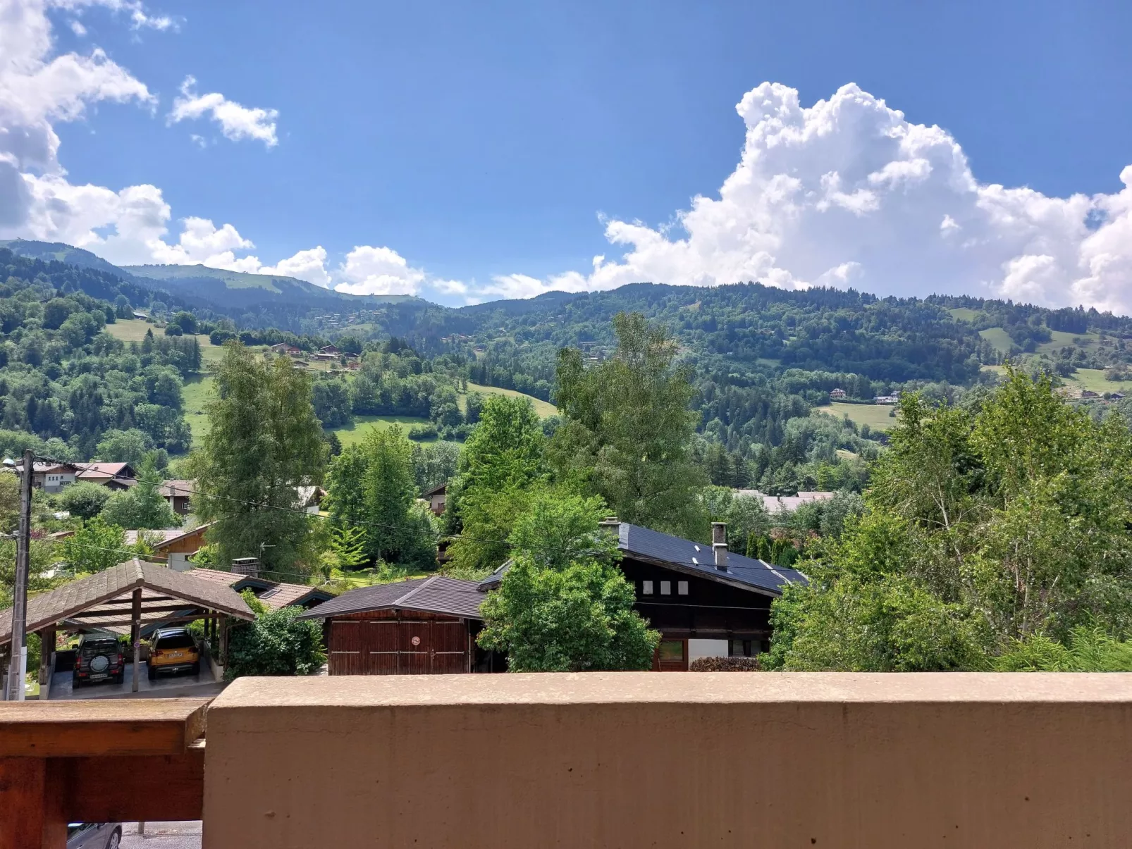Les chalets du soleil-Buiten