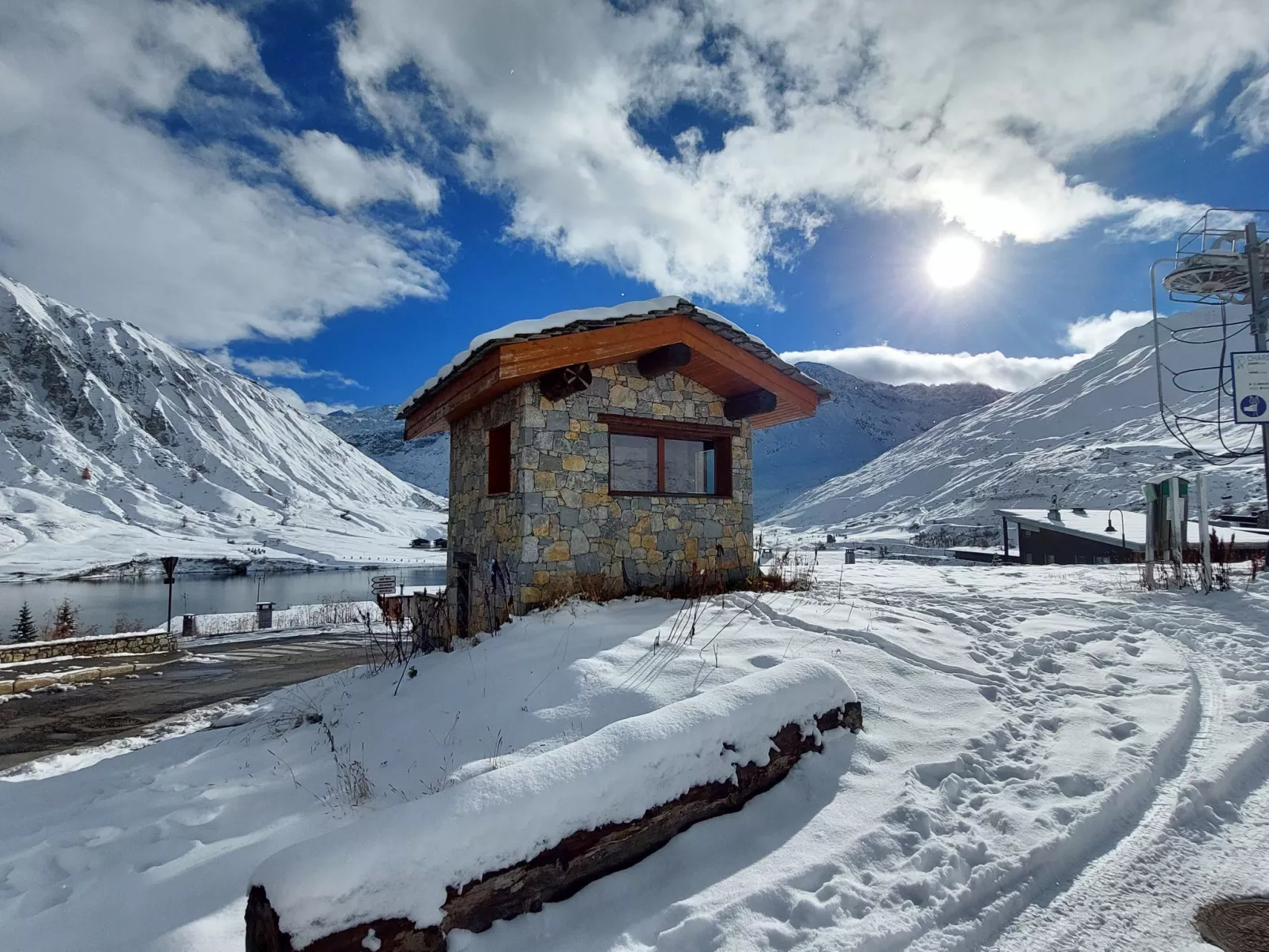 Les Cimes (Le Lac)-Omgeving