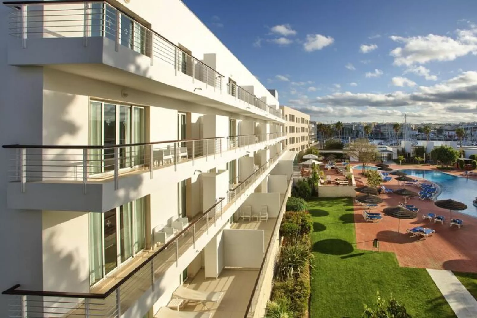 3-kamer appartement met uitzicht op de tuin in Marina Club I, Lagos