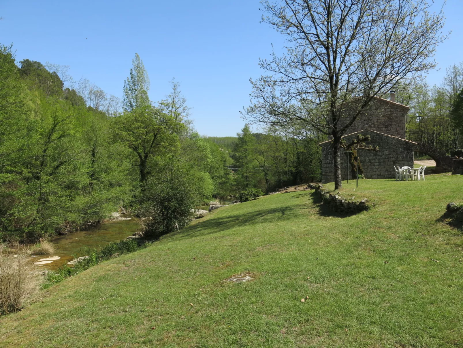 Le Moulin-Buiten
