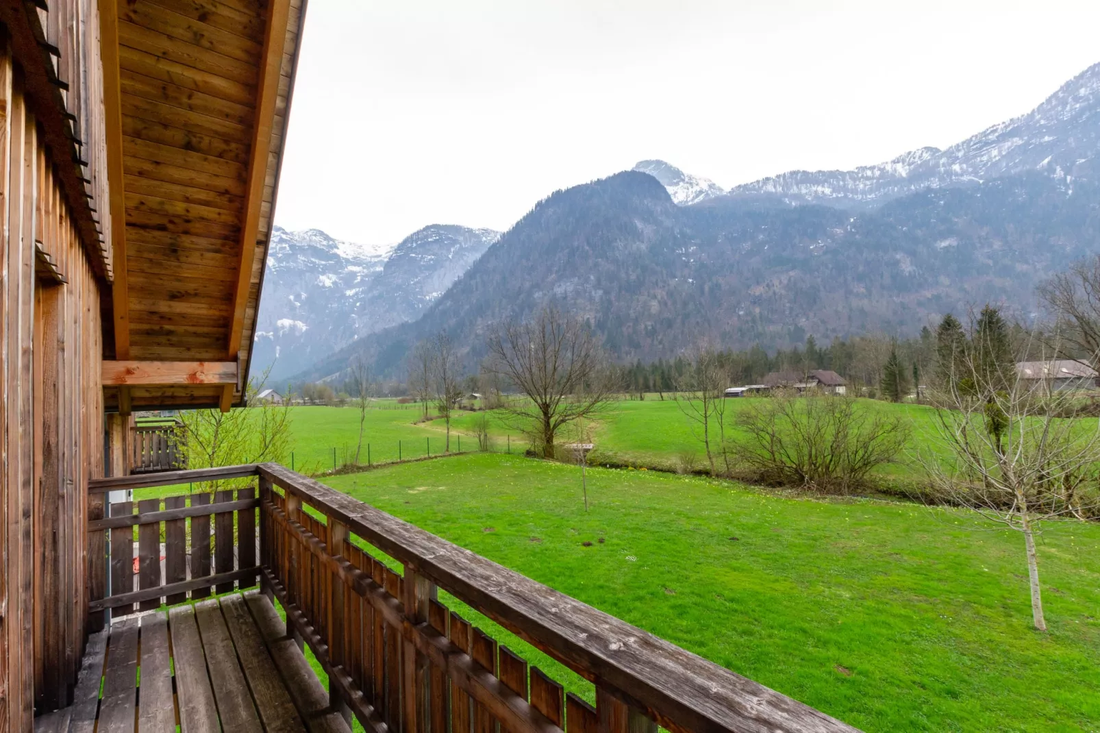 Luxery Salzkammergut Chalet E-Uitzicht zomer