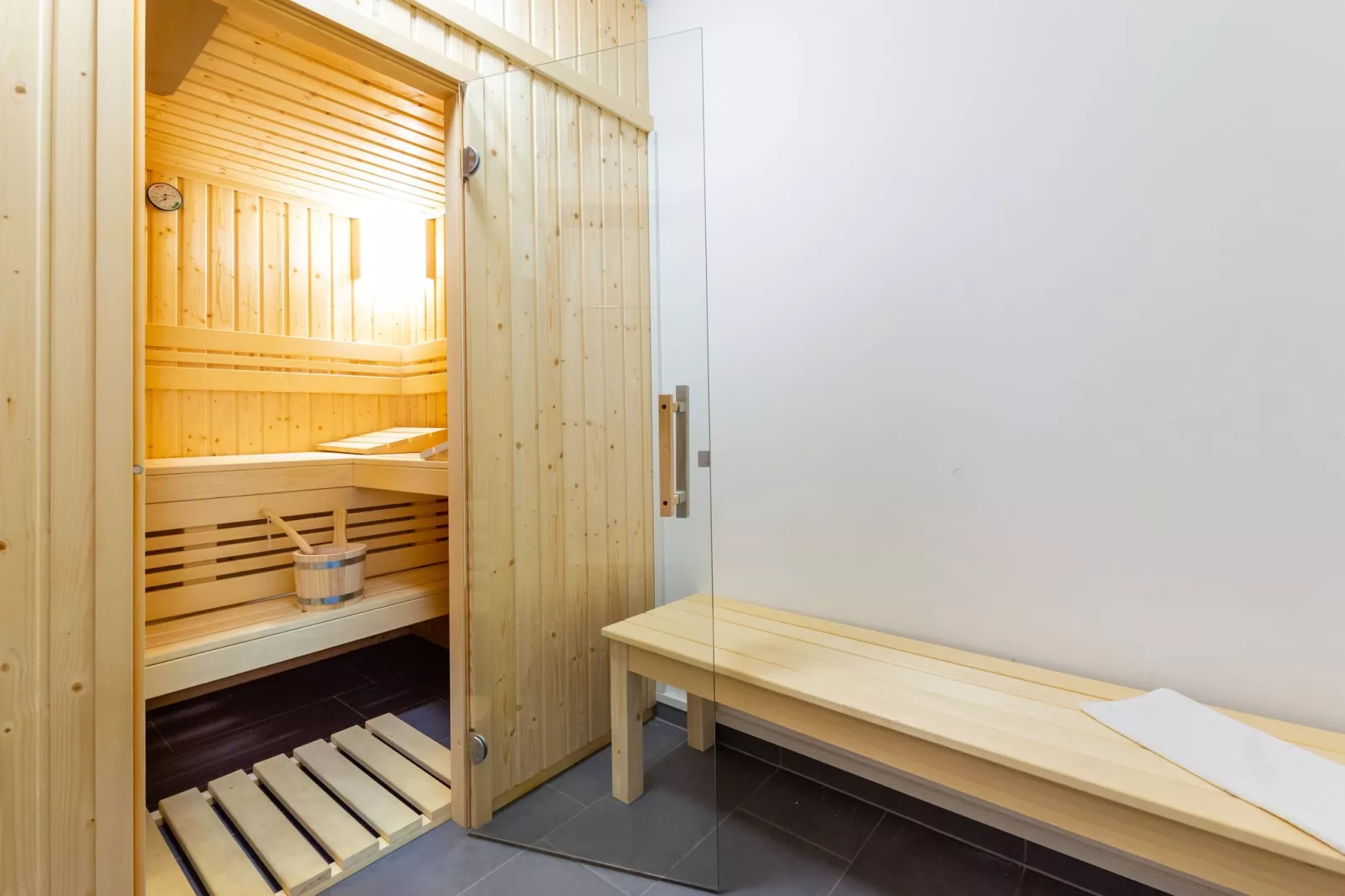 Luxery Salzkammergut Chalet H-Faciliteiten