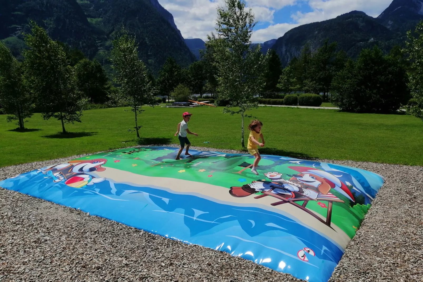 Luxery Salzkammergut Chalet H-Parkfaciliteiten