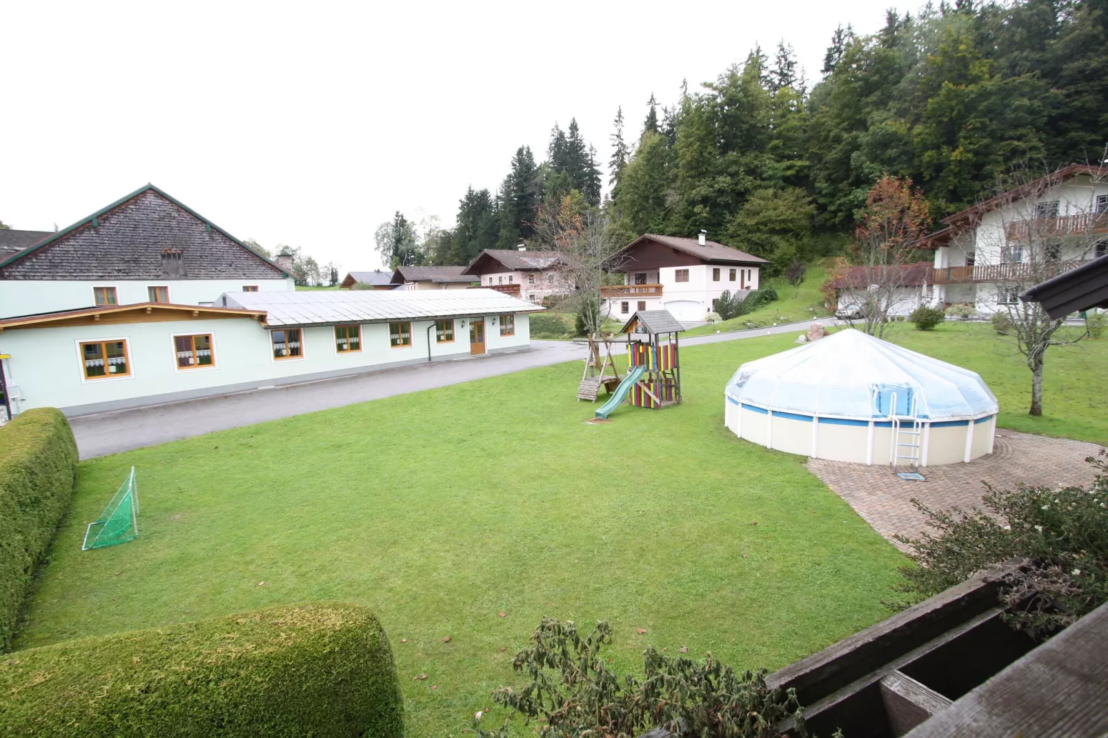 poolofhouse