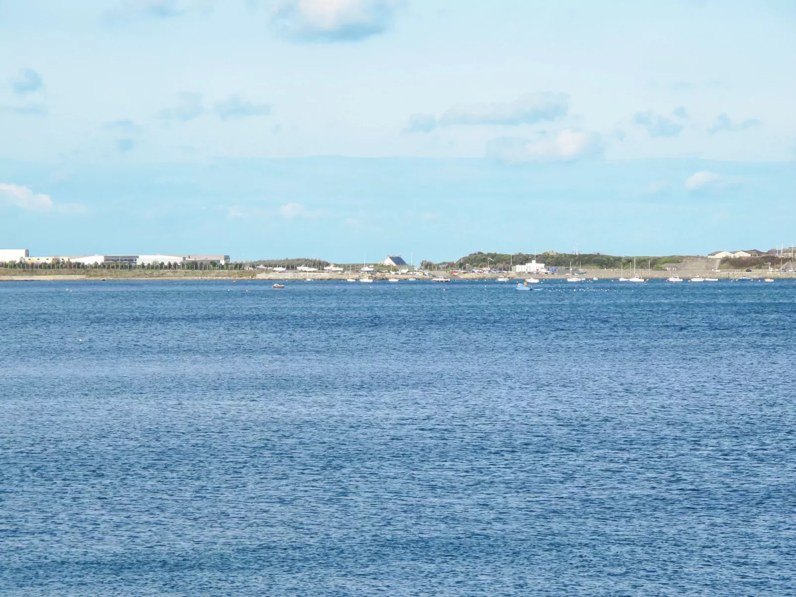 Les Oiseaux-Omgeving