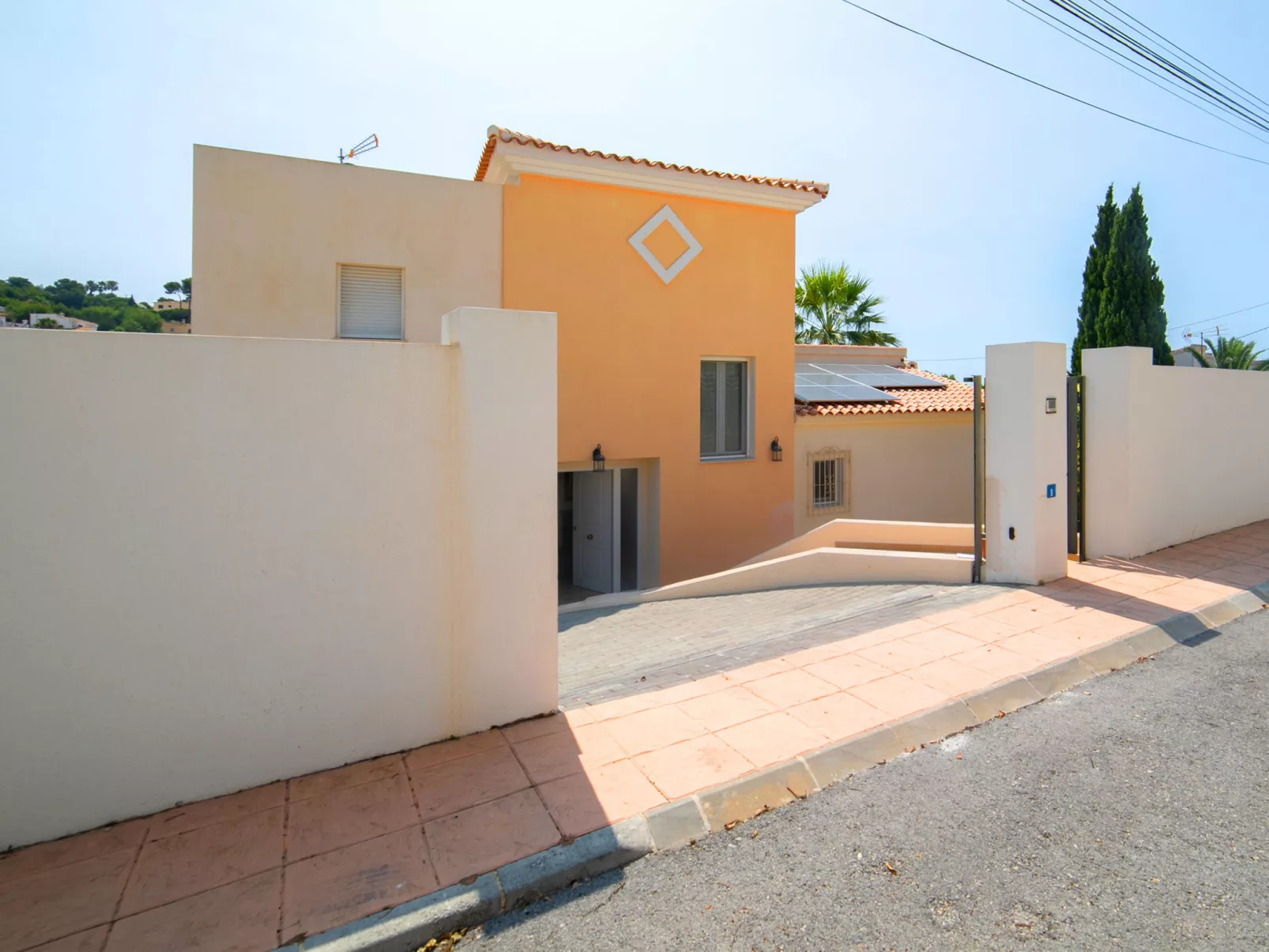 Casa Baladrar-Buiten