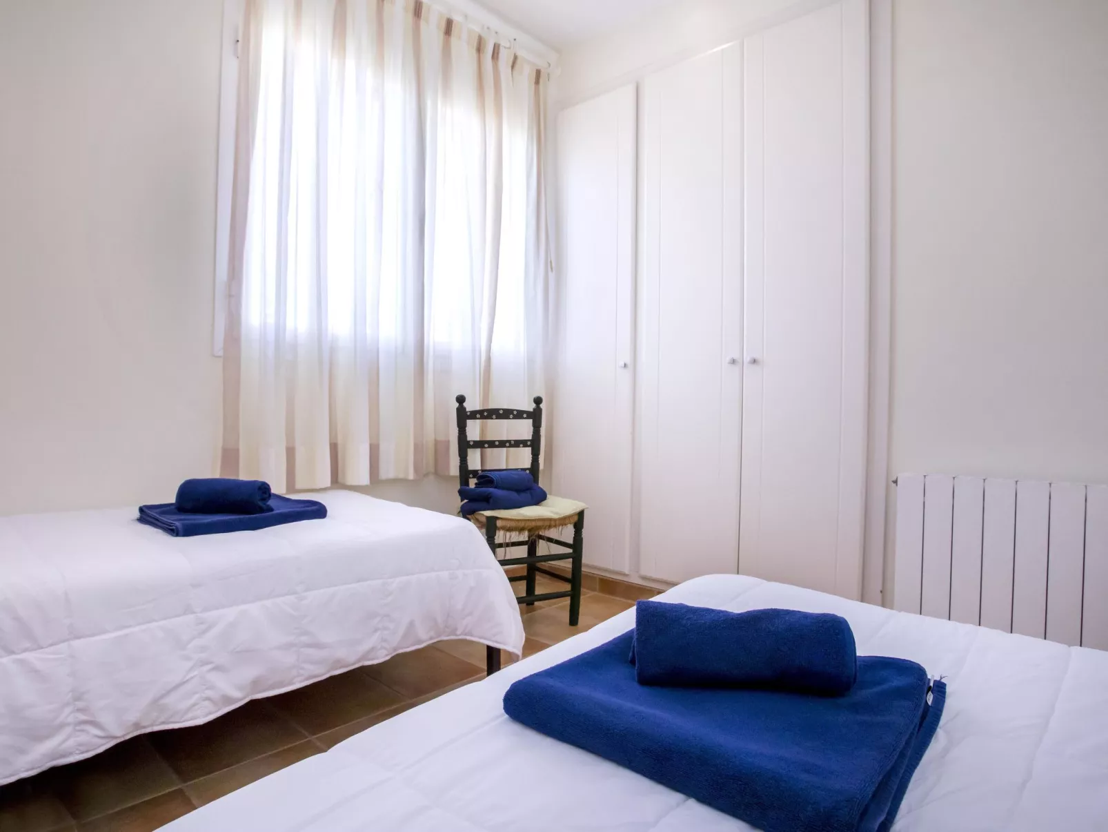 Casa Larauri Oliva Nova-Binnen