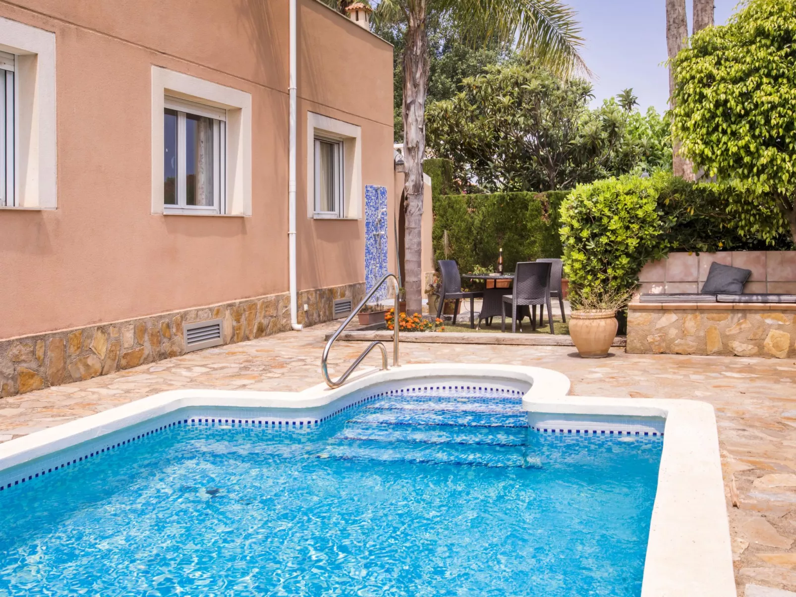 Casa Larauri Oliva Nova-Buiten