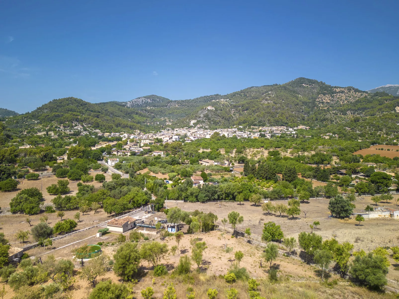 Es Puig Mancor-Buiten