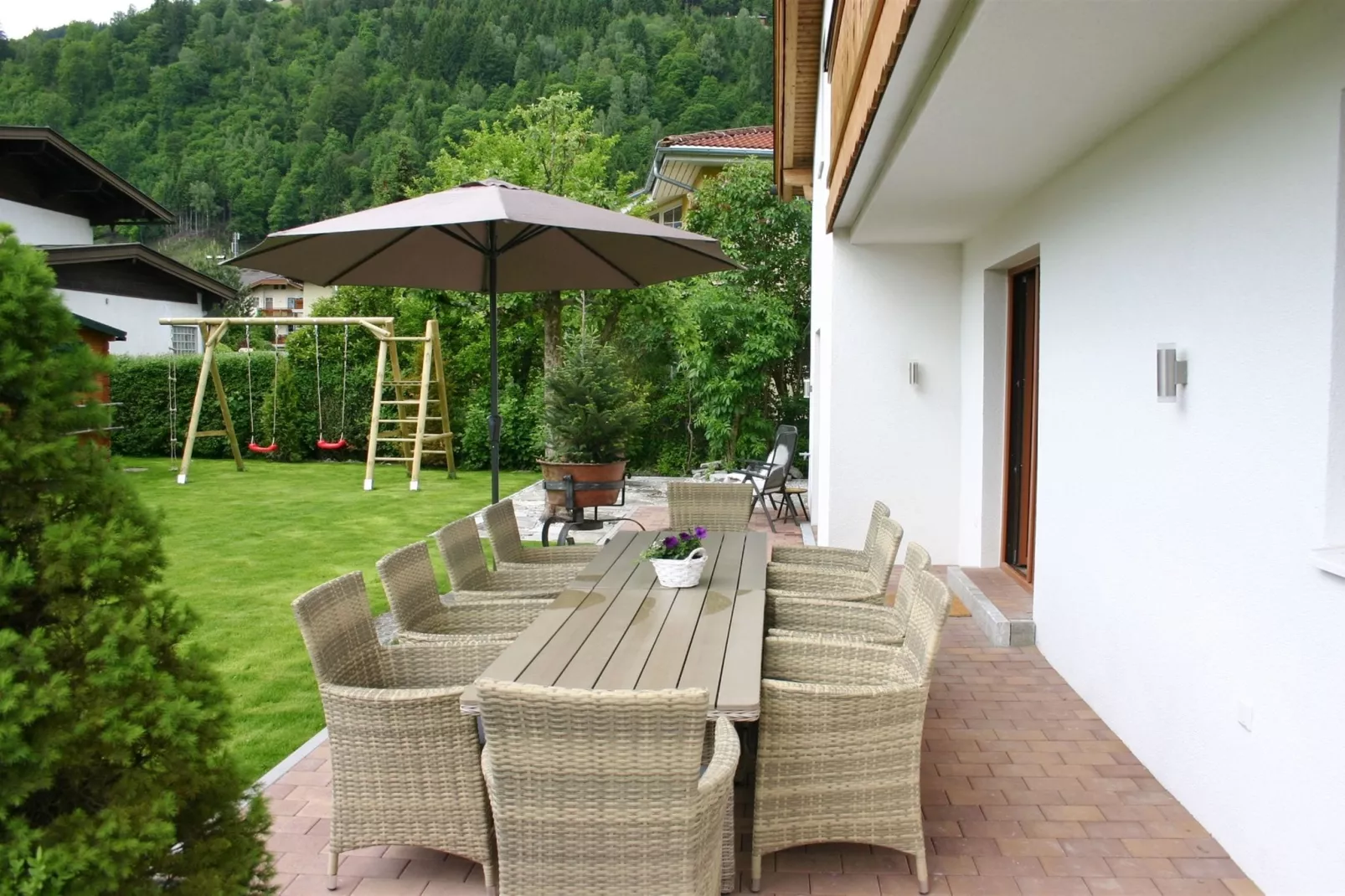 Chalet Hohe Tauern Zell am See-Terrasbalkon