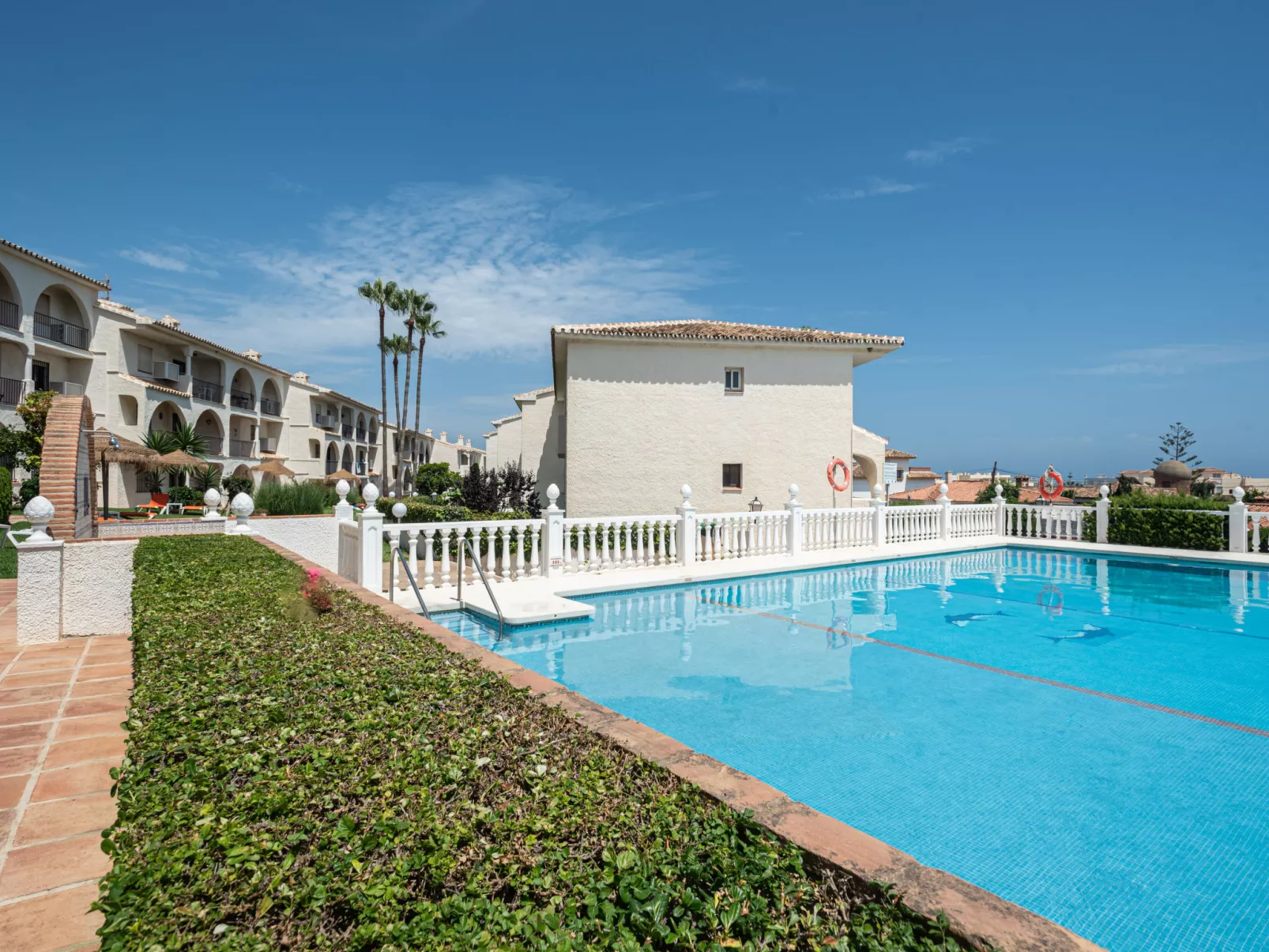 Las Farolas family retreat-Buiten
