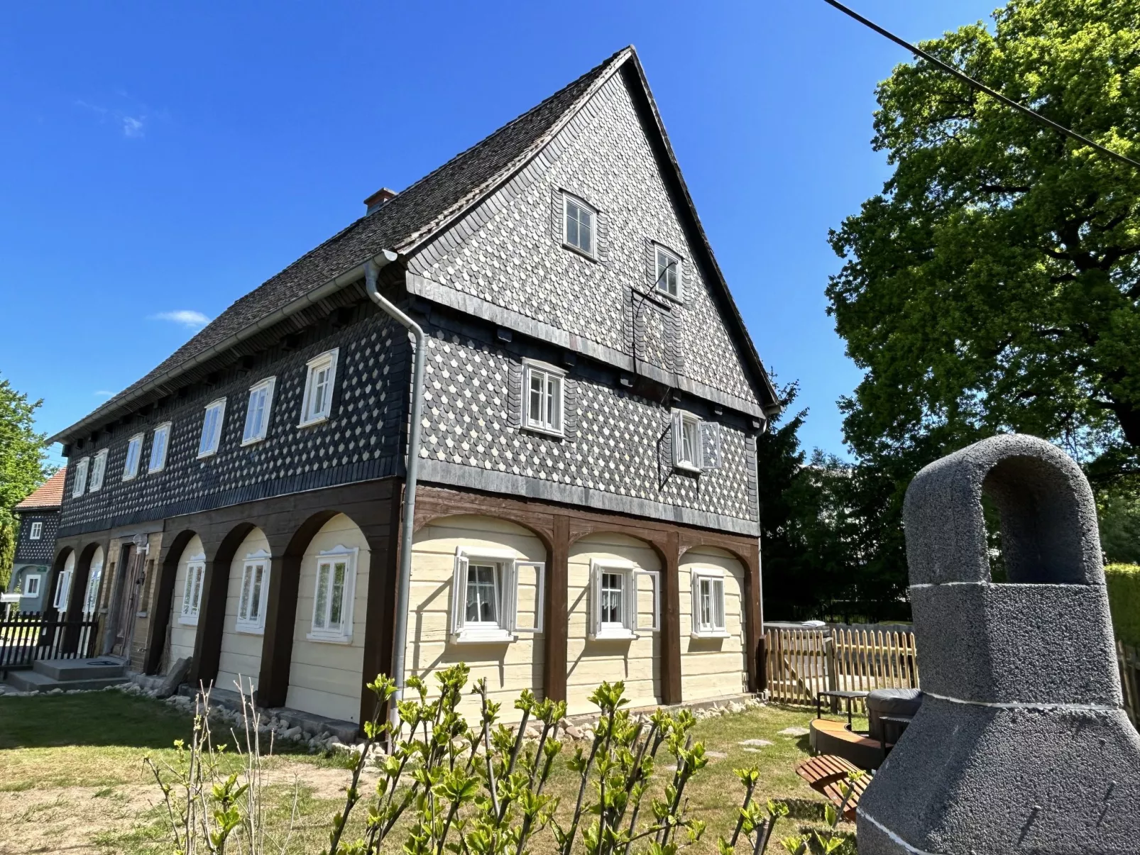 Hexe-Buiten