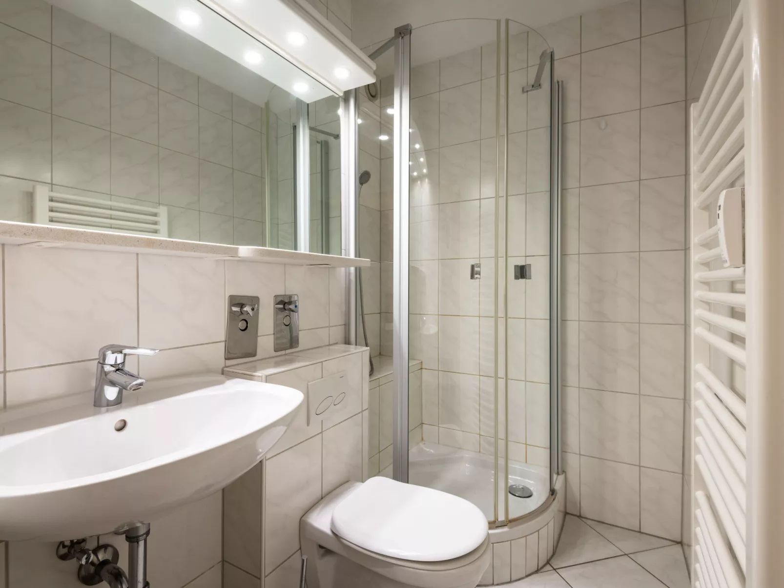 Ankerplatz (B313)-Binnen