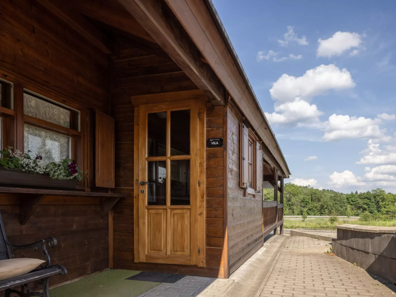 Pod Liščím kopcem 4+4-Buiten