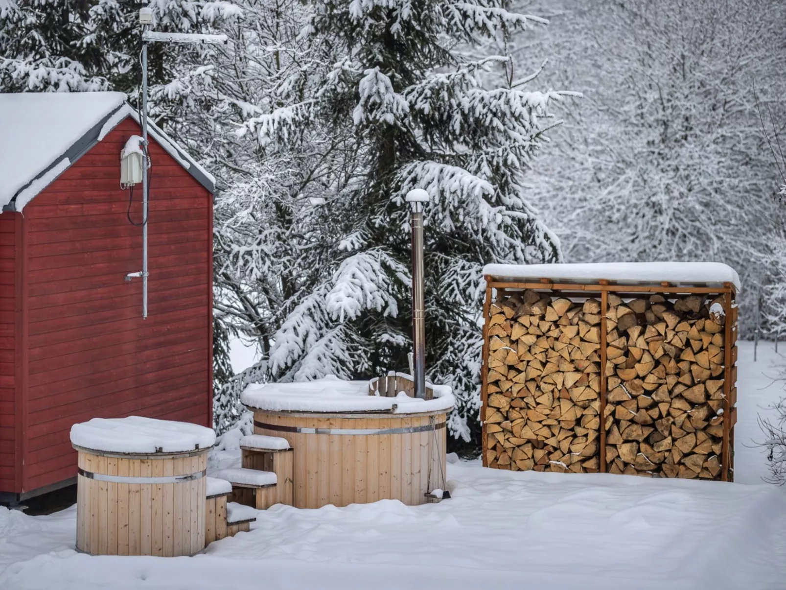 Pod Liščím kopcem 2+2 hot tube-Buiten