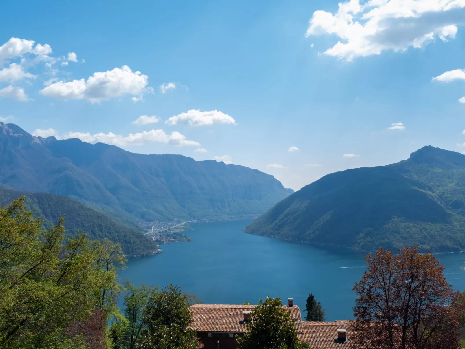 Carina Lakeview