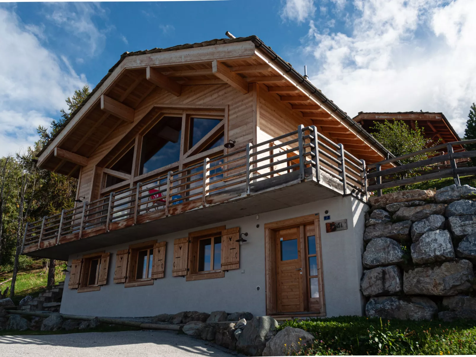 Chalet Jadi-Buiten