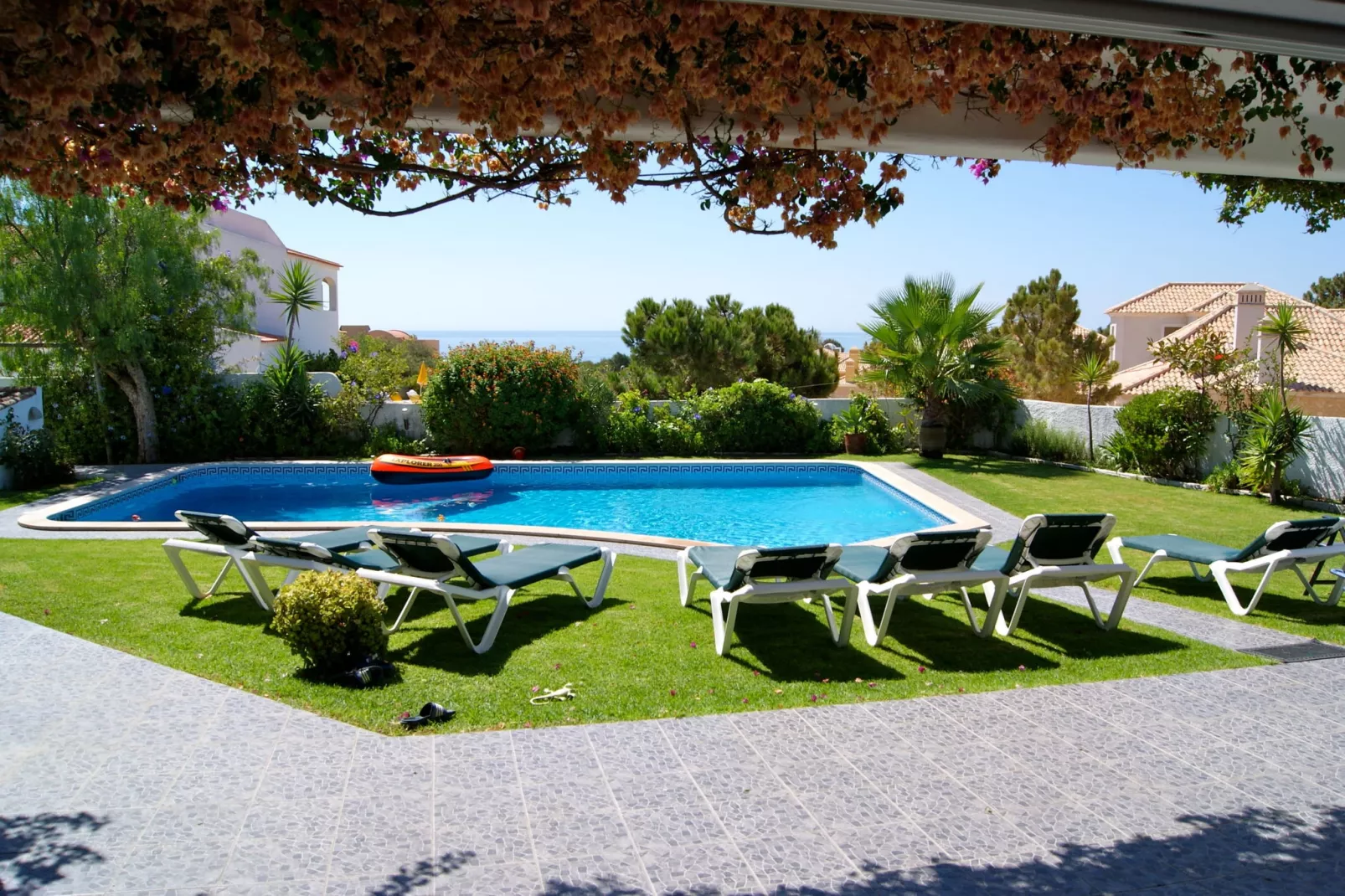 poolofhouse