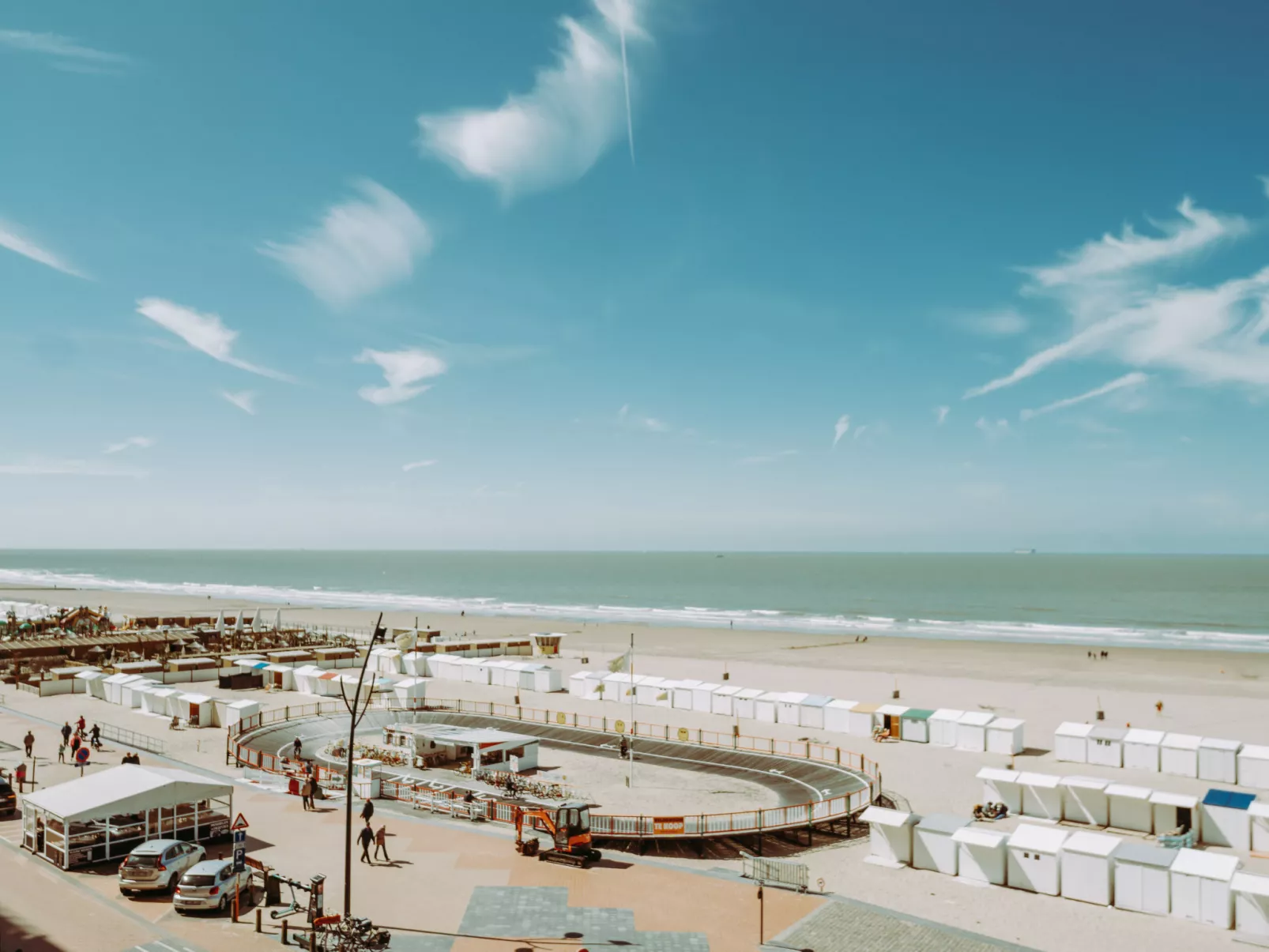 Pacific with parking and sea view-Buiten