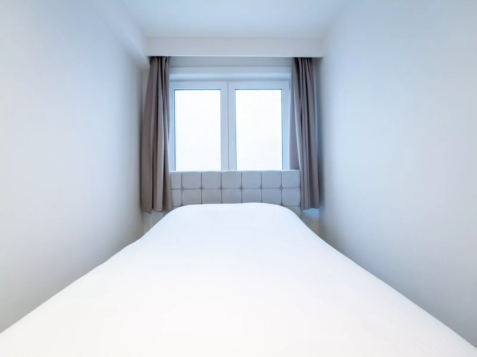 Escape with sea view-Binnen