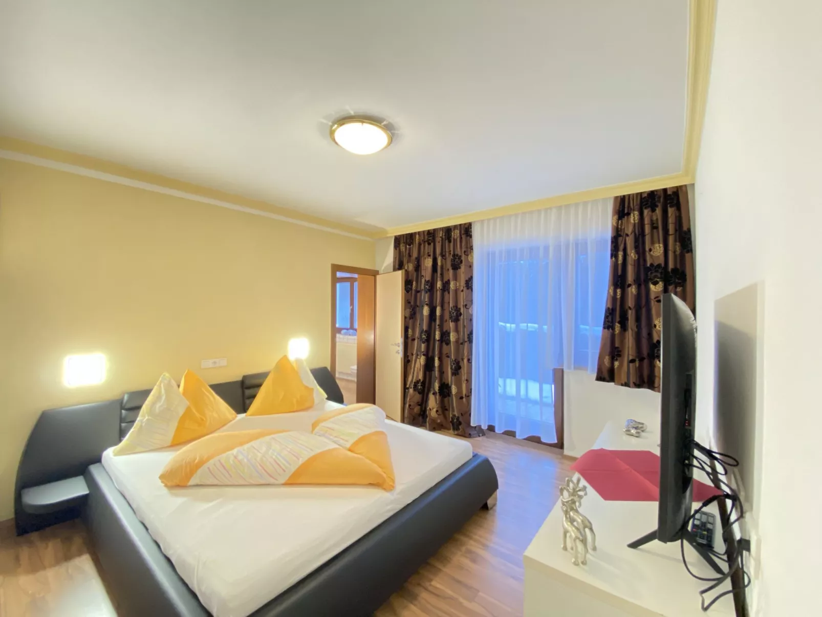 INT4 - 2 Zimmer max. 5 Personen A3-Binnen