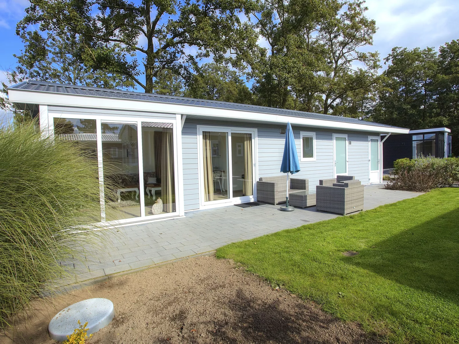 Exclusif 4-Buiten