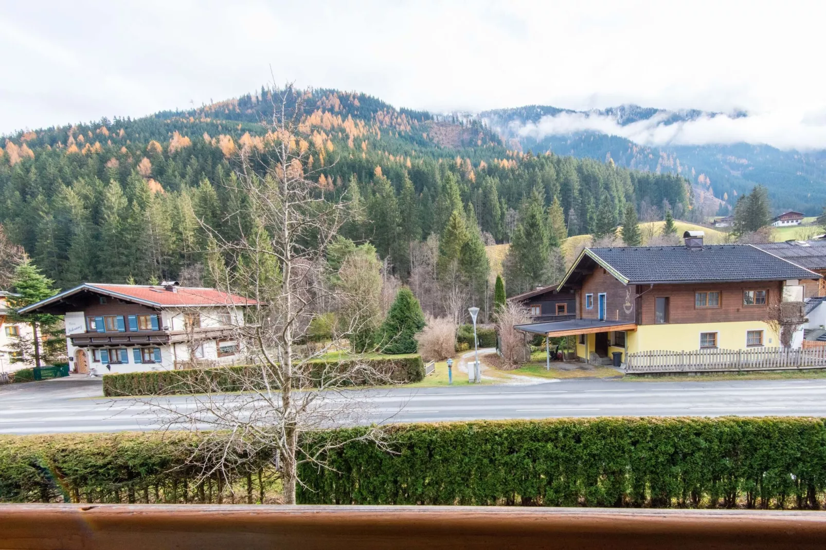 Appartement Zillertal Alpen F-Uitzicht zomer
