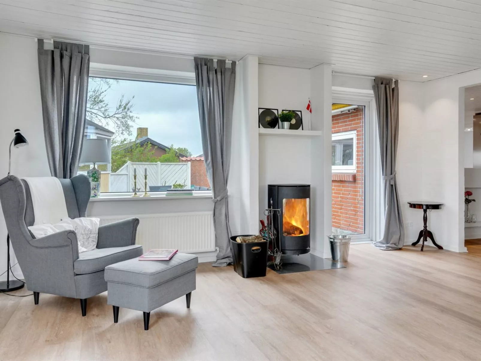 "Kiersten" - 5km from the sea
