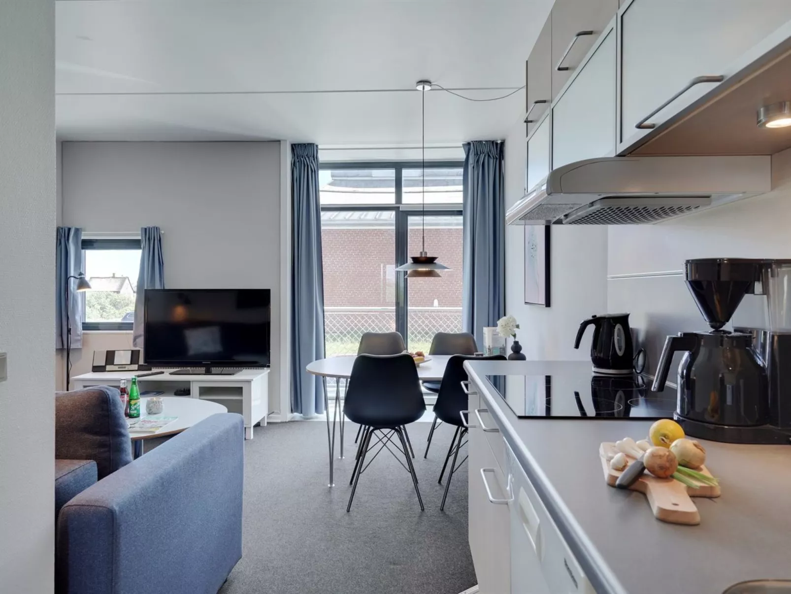 "Marinus" - 100m from the sea-Binnen