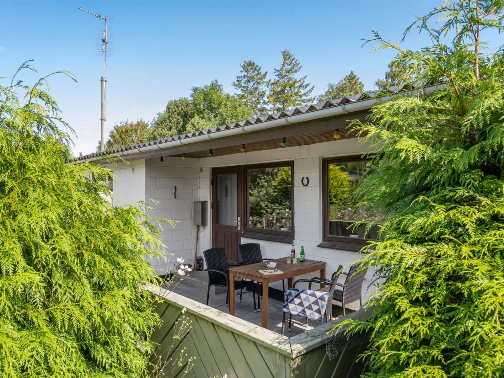 "Henrich" - 300m from the sea-Buiten